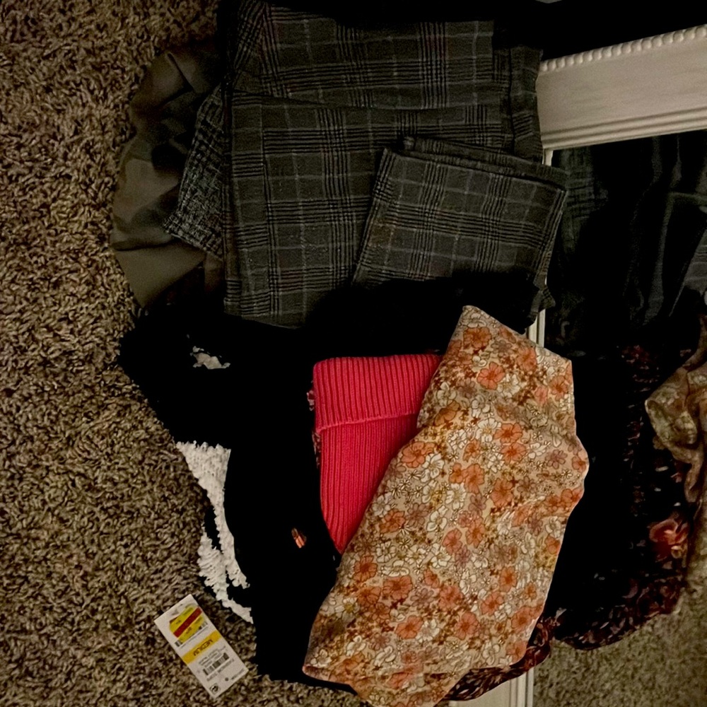Misc. Clothes Bundle Medium-Large Womens